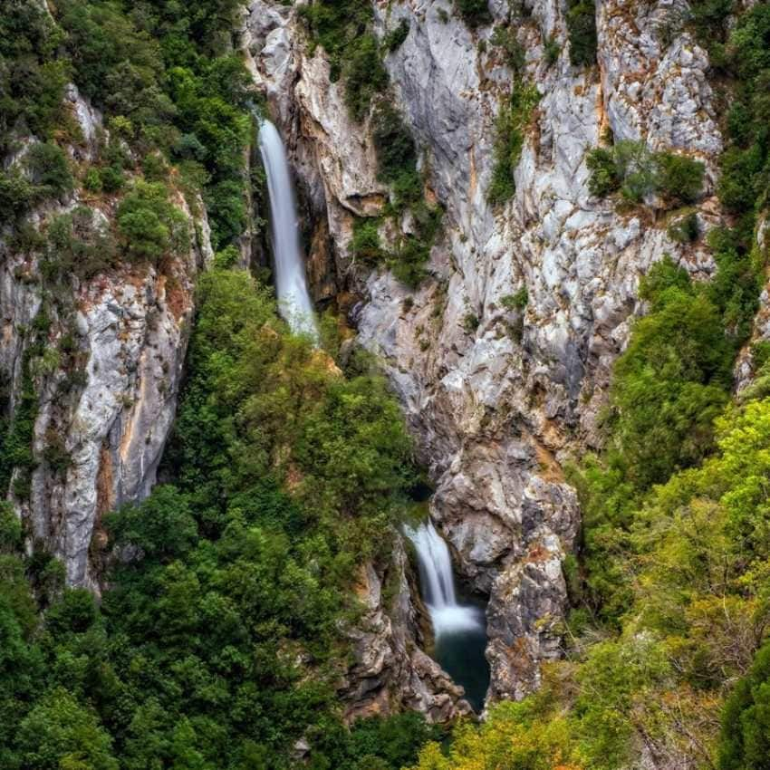 Cascada Velika Gubavica en el río Cetina.