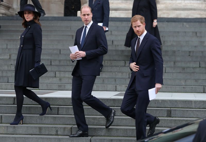 Príncipe Harry y príncipe Guillermo y Kate Middleton