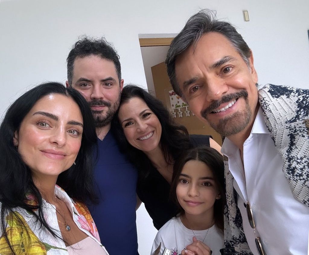 Eugenio Derbez y su familia