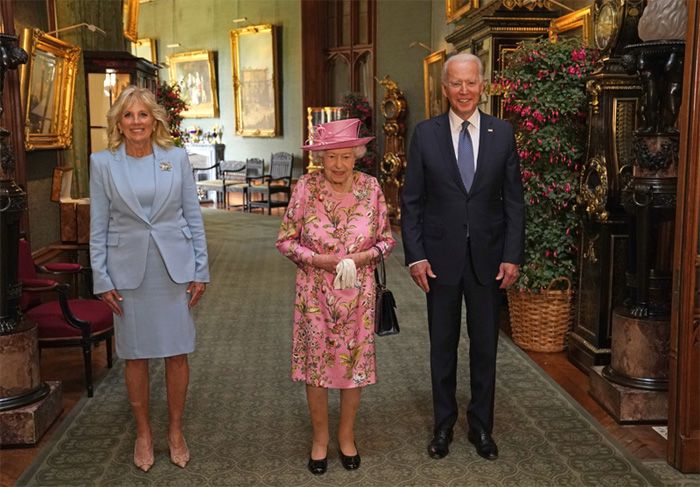 Isabel Ii con Joe Biden y su esposa