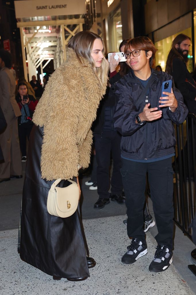 Cara Delevingne en la reapertura de la tienda de Burberry en Nueva York