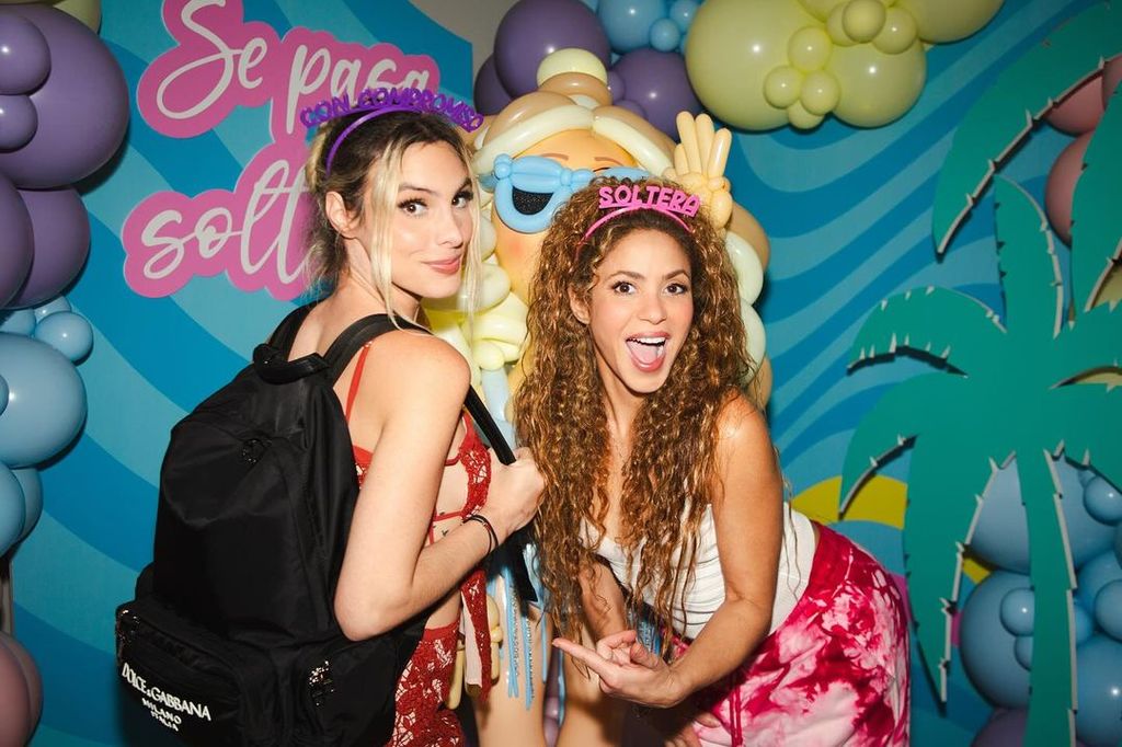 Shakira y Lele Pons en la fiesta de lanzamiento de Soltera, single de Shakira, octubre 2024