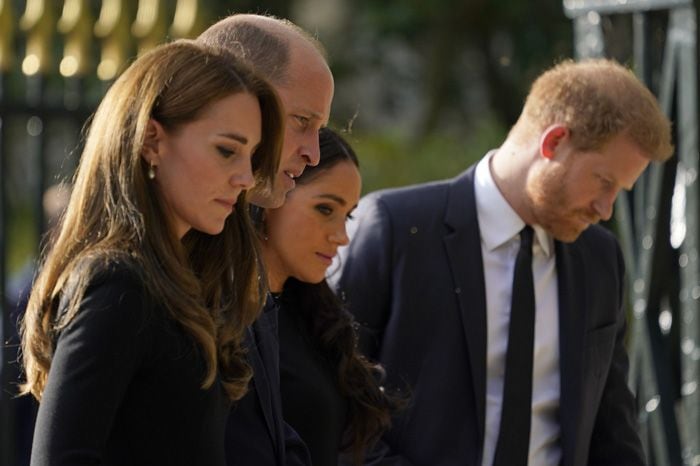 Guillermo, Harry, Kate y Meghan: ¿es esta una imagen de unidad o solo una incómoda tregua? 