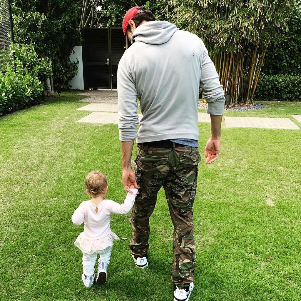 Enrique Iglesias y sus hijos Lucy y Nicholas