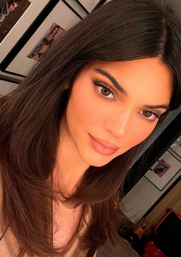 kendall jenner con maquillaje de mary phillips
