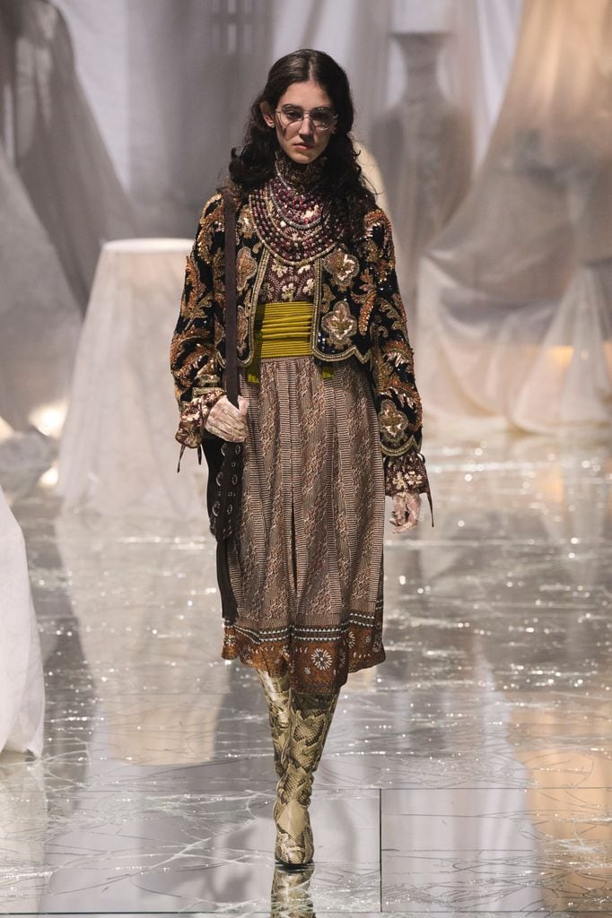 Paris Fashion Week: Valentino Primavera/Verano 2025