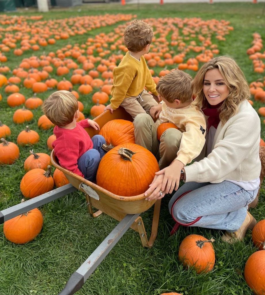 Alejandra Gere y sus hijos