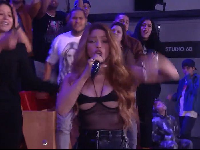 Los hijos de Shakira ven la actuación de su madre en el programa de Jimmy Fallon 