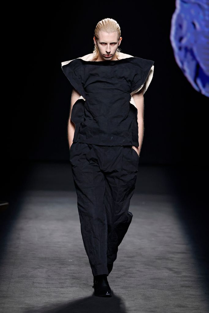 Mercedes-Benz Fashion Week Madrid: Acromatyx Primavera/Verano 2025.