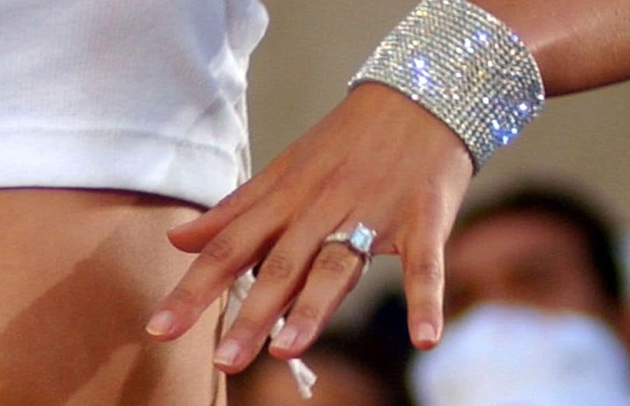 j lo engagement ring 8a