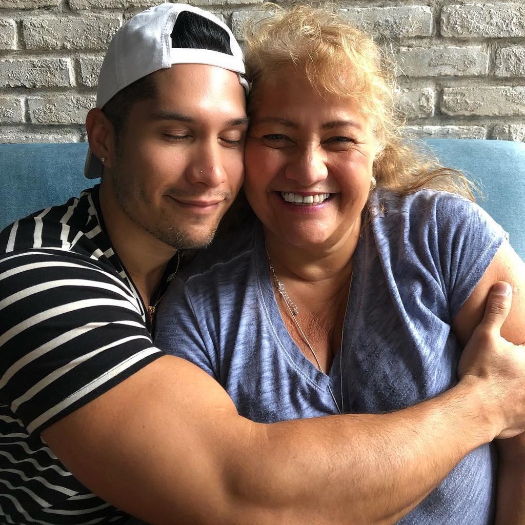 Chyno Miranda y su mamá, Alcira Pérez