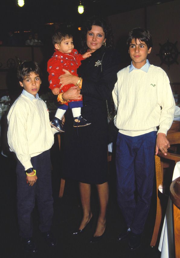 Carmina Ordóñez con sus tres hijos