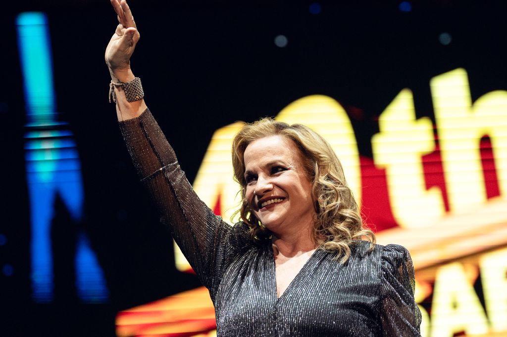 Lucía Galán en la gira 40 aniversario de Pimpinela