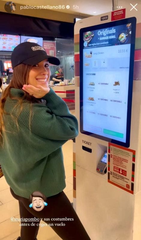 María Pombo en el aeropuerto de Madrid 