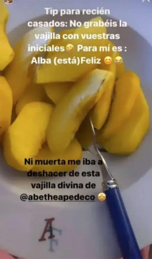 El plato que Alba Carrillo guarda de su matrimonio con Feliciano