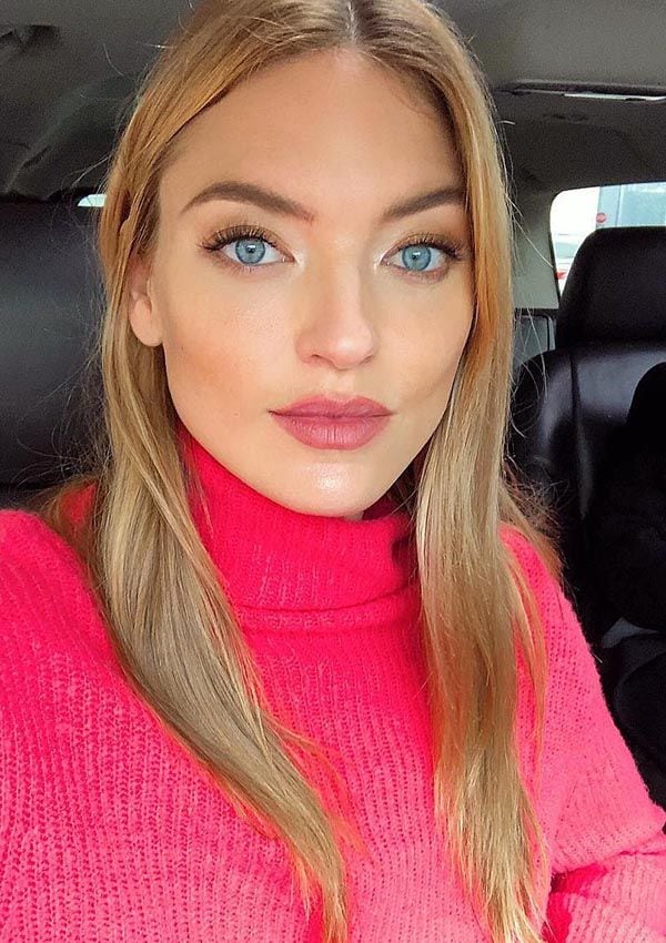 martha hunt luz ojos