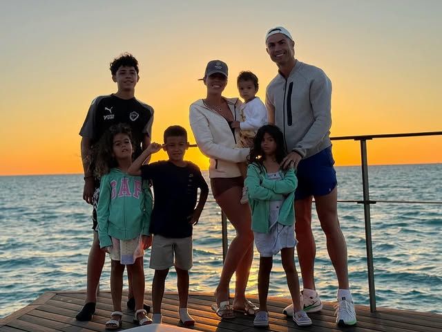 Cristiano Ronaldo admitió que sus hijos lo aterrizan en sus momentos más díficiles