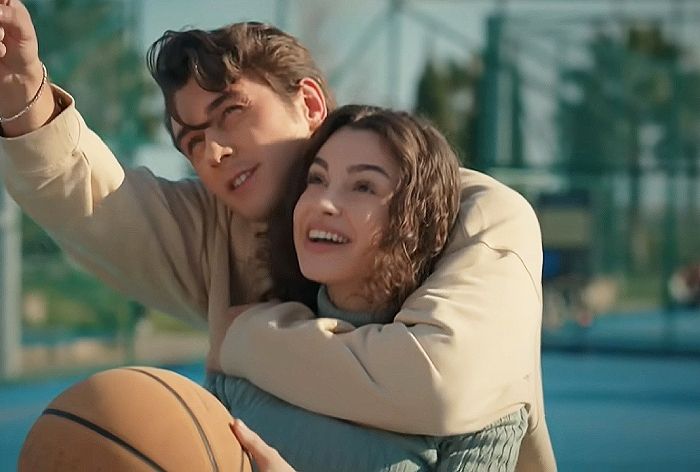 'Hermanos': Doruk y Asiye atraviesan por su mejor momento juntos