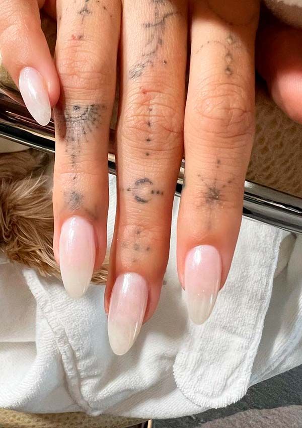 hailey baldwin manicura