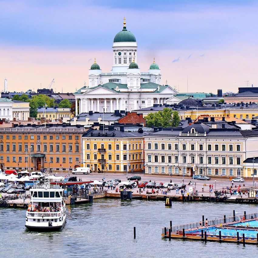 panoramica de helsinki con la catedral al fondo finlandia