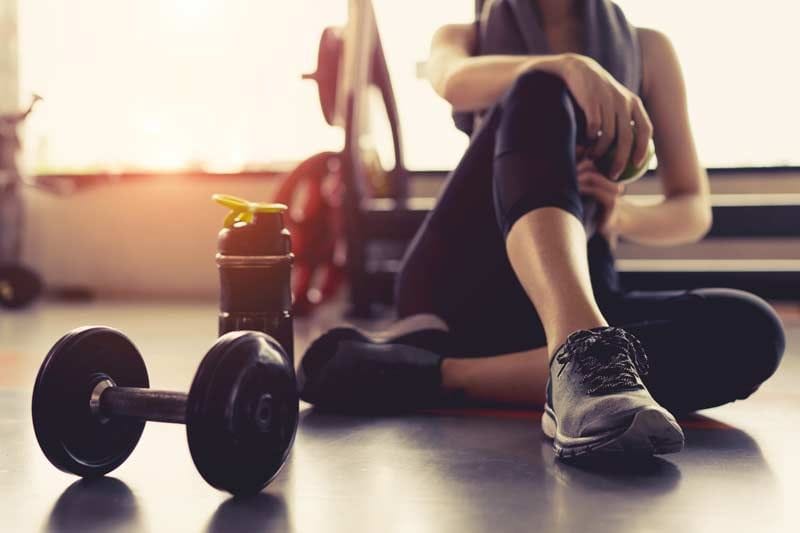 mujer gimnasio