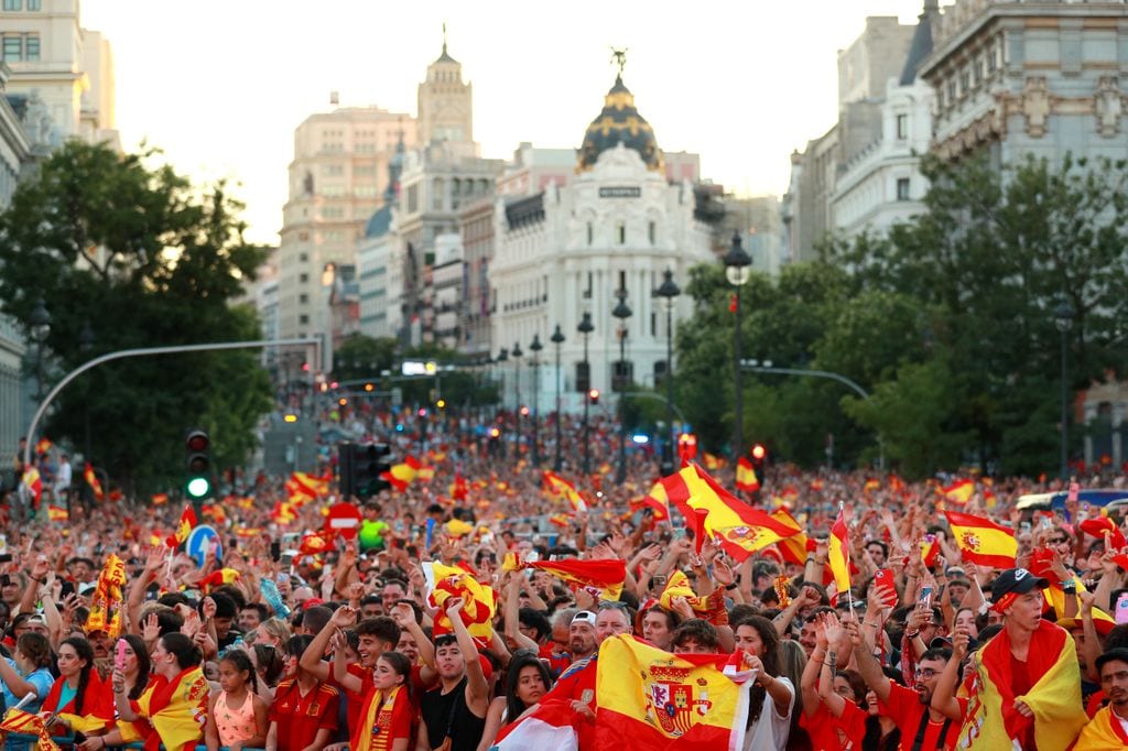 La celebración de La Roja por las calles de Madrid tras ganar la Eurocopa el 15 de julio de 2024