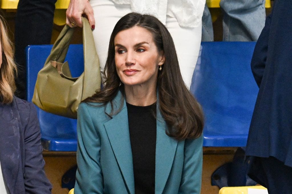 Reina Letizia con traje en Palma de Mallorca