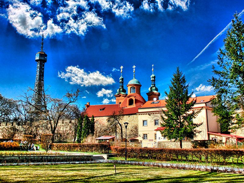 torre-de-petrin-praga