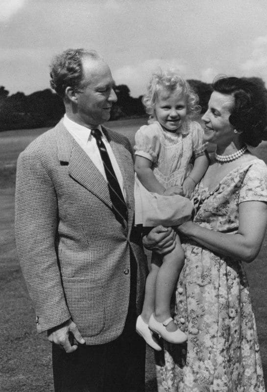 El rey Leopoldo III y la princesa Lilian junto a Marie-Christine