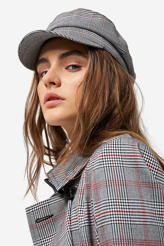 pilar_rubio_gorra_4a