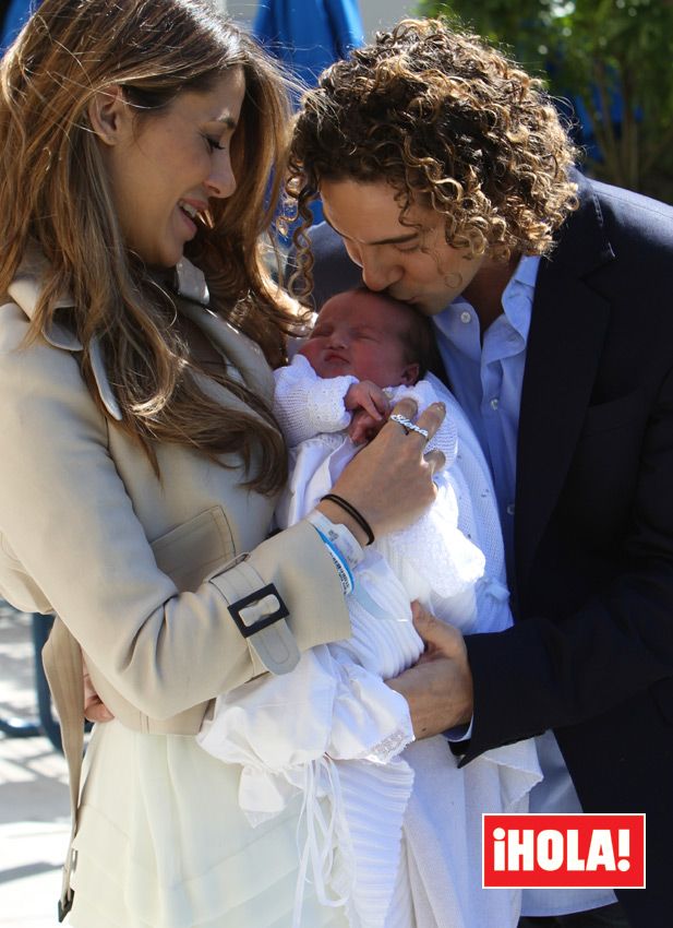 Elena Tablada y David Bisbal con su hija Ella