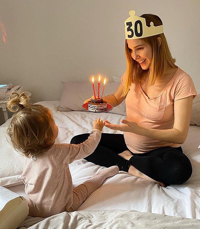 Natalia Sánchez celebra su 30 cumpleaños con su hija Lía