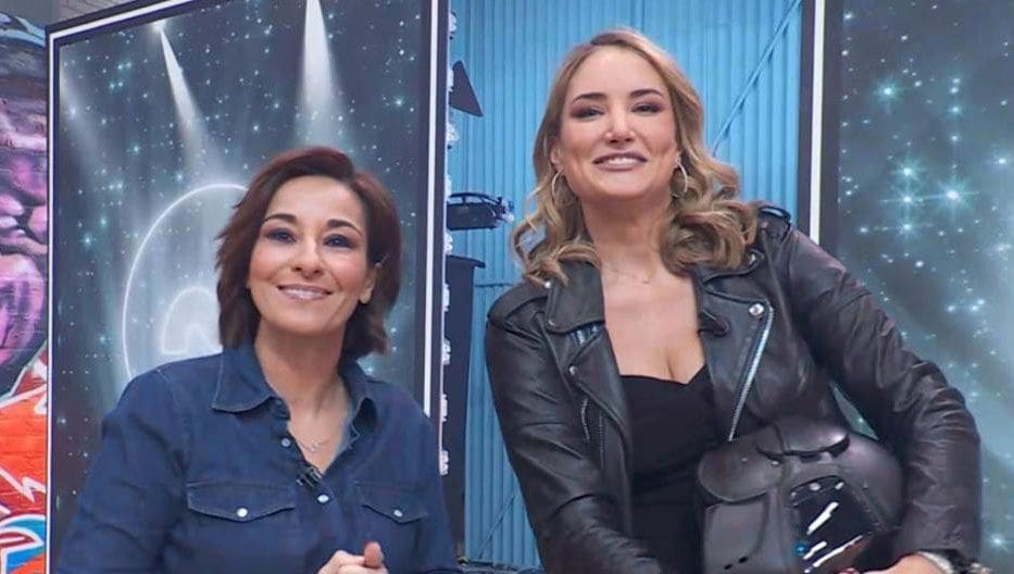 Alba Carrillo, nuevo fichaje estrella de 'Mañaneros', junto a la presentadora del formato Adela González