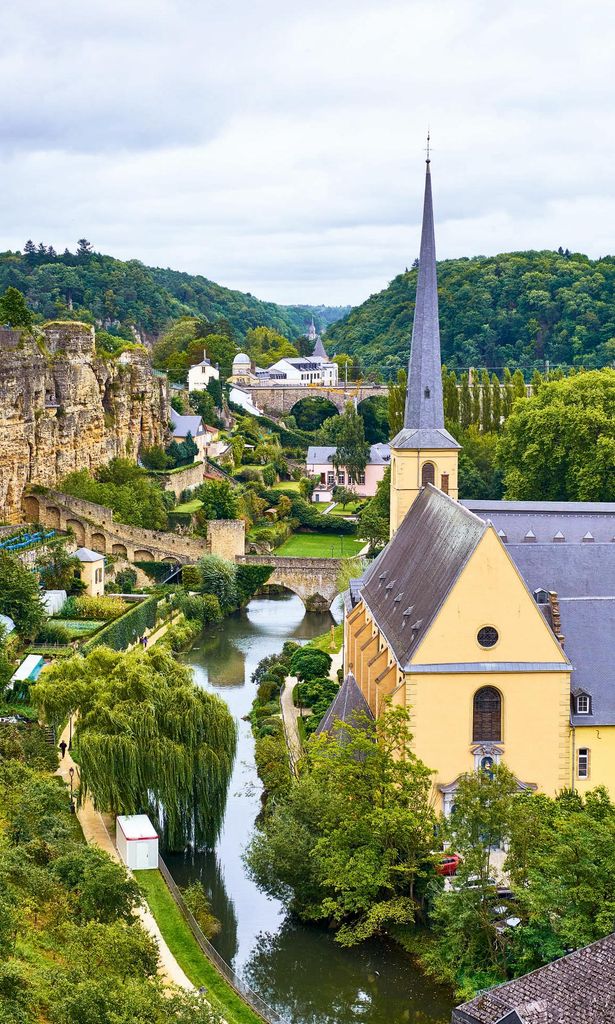 HOVIAJES 2123 Luxemburgo