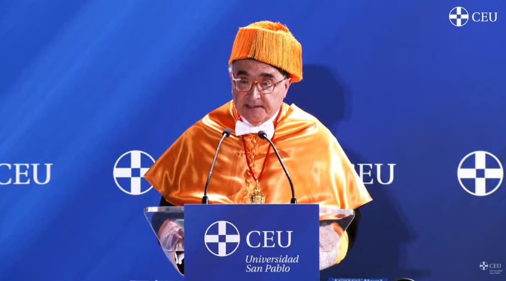 La reina Sofía, Doctora Honoris Causa por la Universidad CEU San Pablo: un reconocimiento a toda una vida de servicio