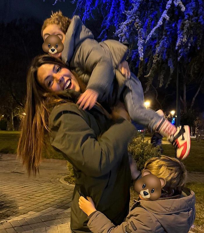 Laura Matamoros y sus hijos 