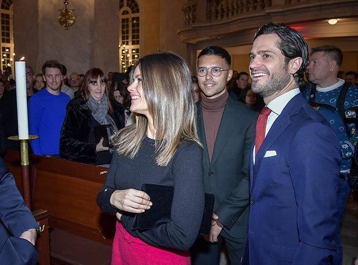 Sofía y Carlos Felipe de Suecia, sonrientes y muy cómplices en el tradicional concierto de Navidad