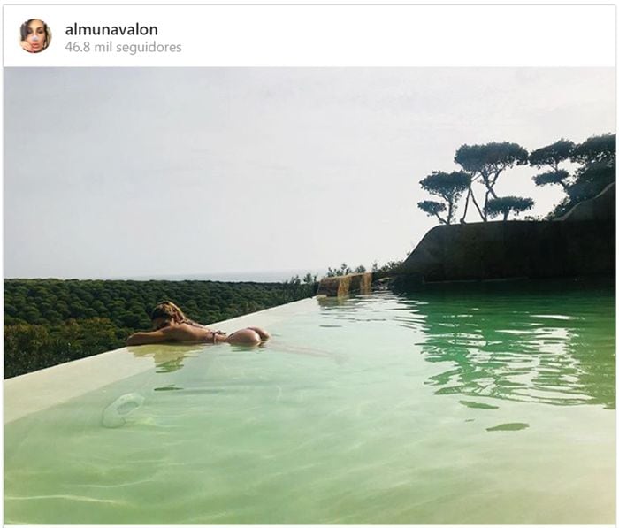 Almudena Navalón comparte una foto de su luna de miel con Manuel Carrasco