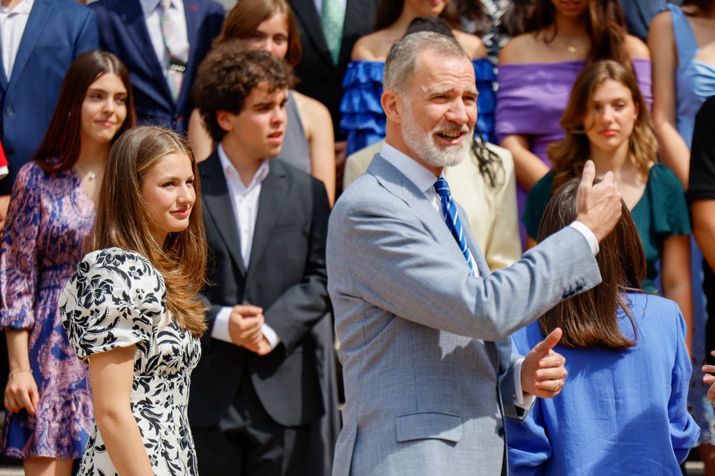 Reyes Felipe y Letizia, princesa Leonor e infanta Sofía en el Palacio de la Zarzuela en julio de 2024