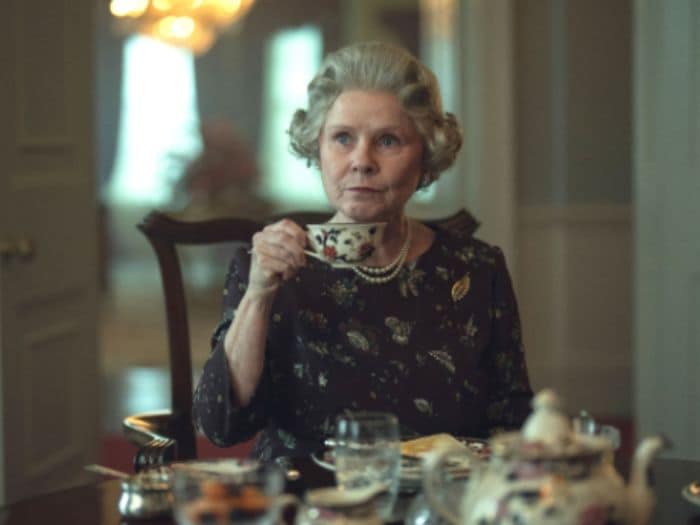 La reina Isabel II de Inglaterra en la ficción de Netflix