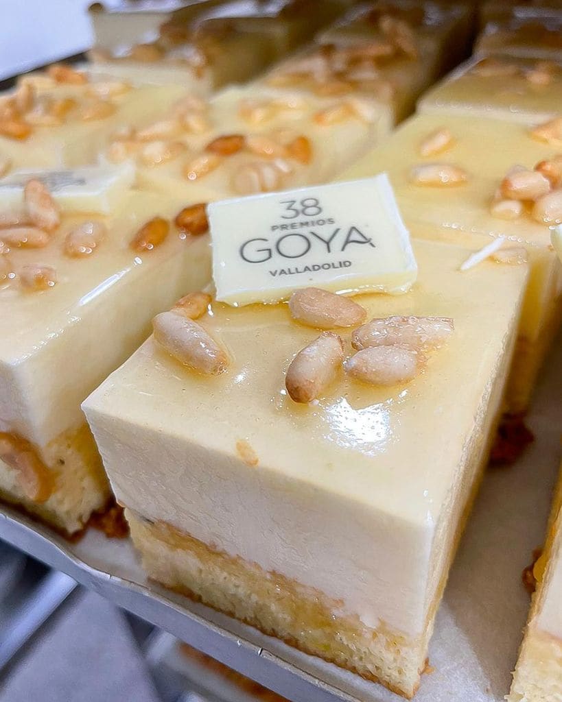 Qué hacer en Valladolid, una ciudad de cine durante la celebración de la gala de los premios Goya: pastel realizado para la gala que se podrá probar en distintas confiterías