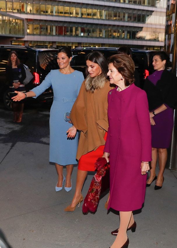 Reina Letizia, Silvia de Suecia y Victoria de Suecia