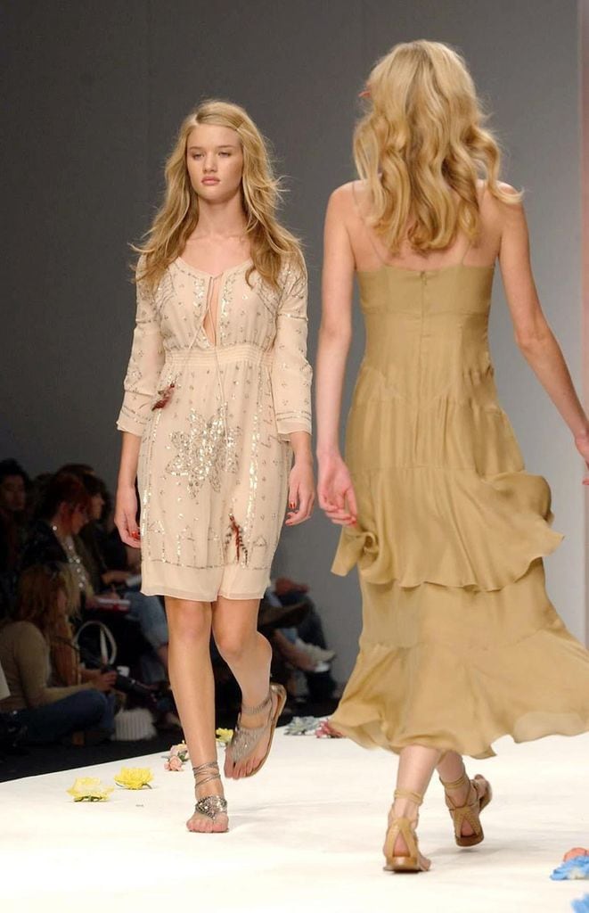 rosiehuntington034a