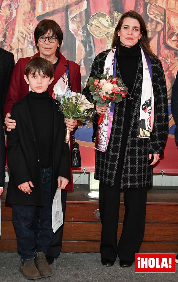 Carlota Casiraghi, su hijo y Estefanía de Mónaco en el Festival de Circo de Montecarlo