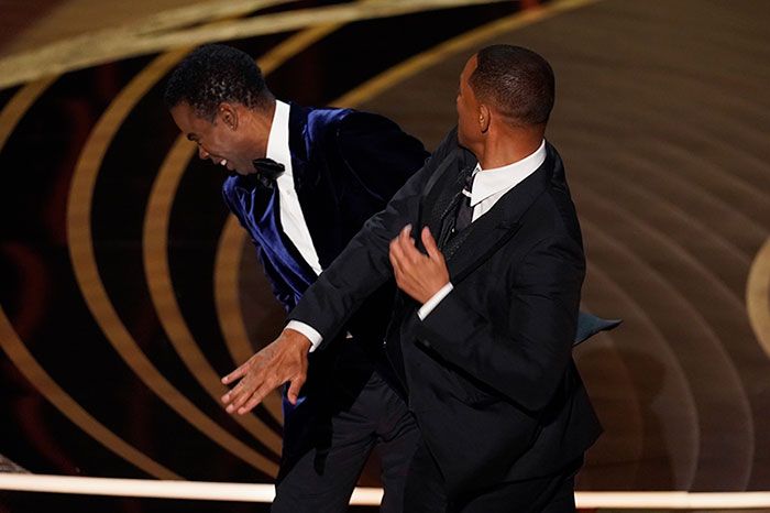 Will Smith dando una bofetada a Chris Rock