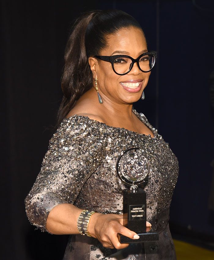 Oprah Winfrey recibiendo un premio