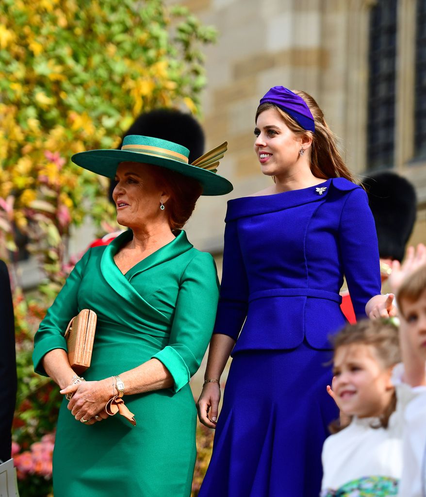 12 de octubre de 2018: la felicidad de Sarah Ferguson era evidente, no solo se casaba su hija pequeña, la princesa Eugenia de York, es que además ella volvía a formar parte de la Familia Real británica