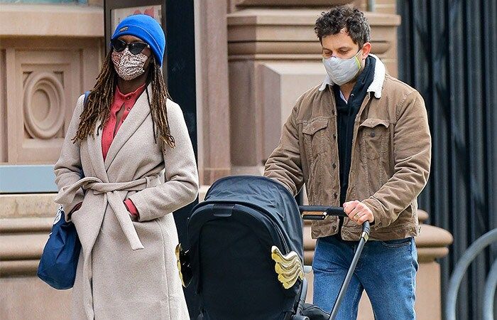 Joshua Jackson y Jodie Turner-Smith