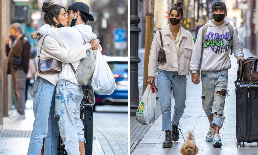 
La romántica escena de Óscar Casas y Begoña Vargas, A la derecha, otra imagen de la pareja en las calles de Madrid, donde pasearon con su perro.
