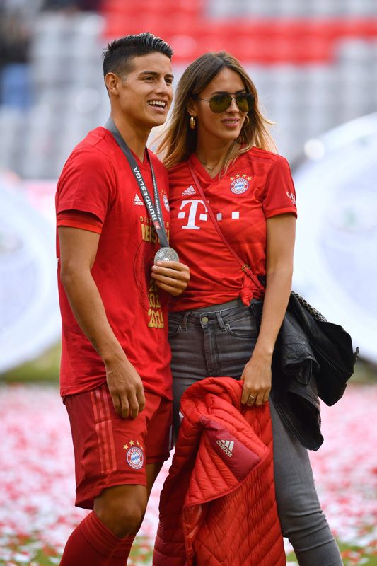 James Rodríguez y Shannon de Lima